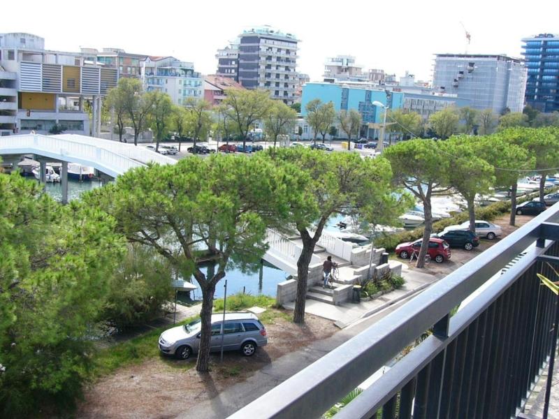 Hotel Serena image