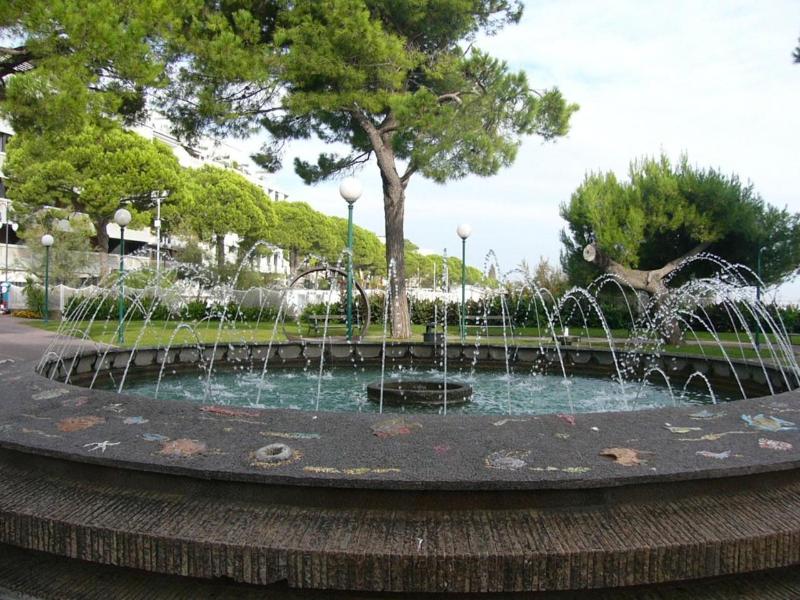 Hotel Serena image