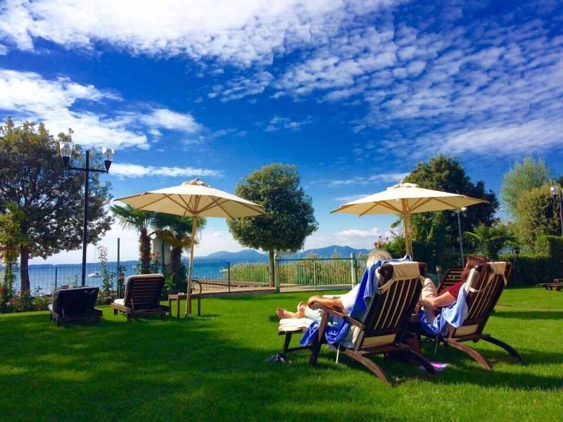 Hotel Campagnola image