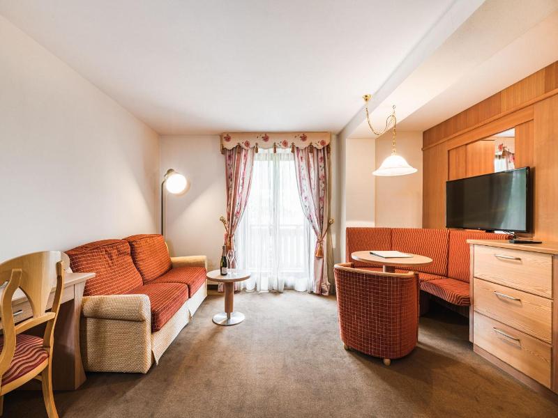 Hotel Weingarten image