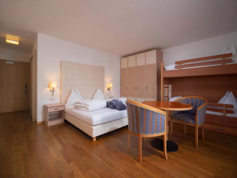 Hotel Weingarten image