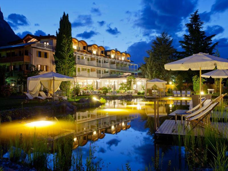 Hotel Weingarten image