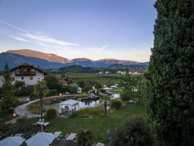 Hotel Weingarten image