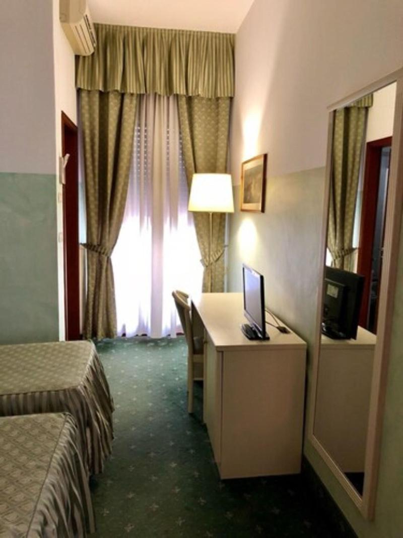 Hotel Internazionale image