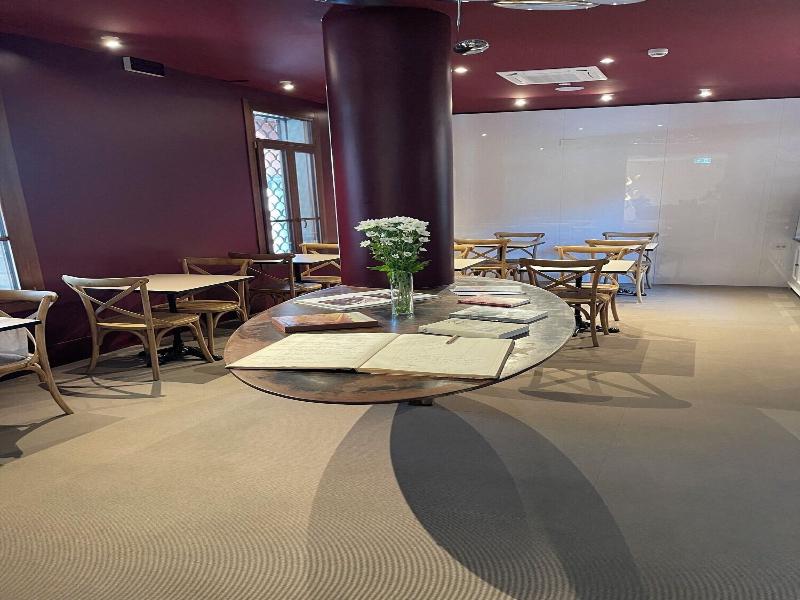 Hotel Mignon image