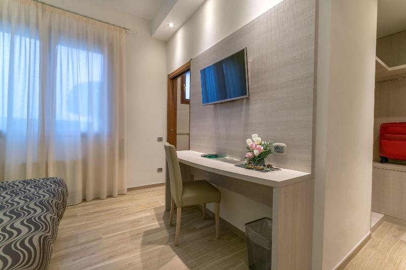 Hotel Tre Torri image