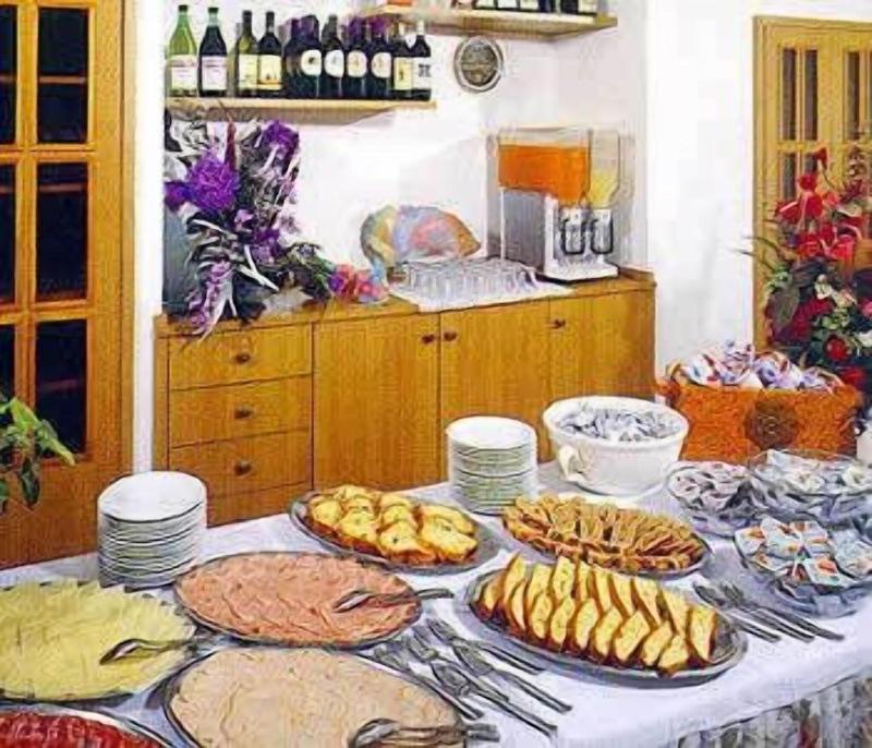 Hotel Lugano - Image 6