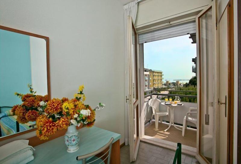 Hotel Giardino image