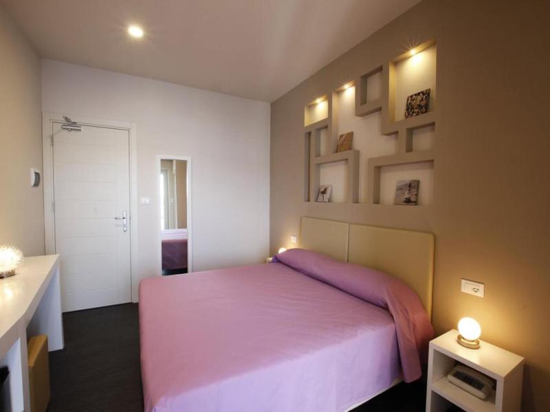 Hotel L'Approdo image