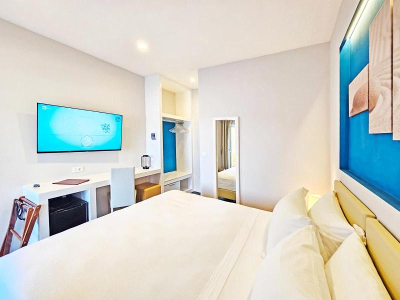 Hotel L'Approdo image