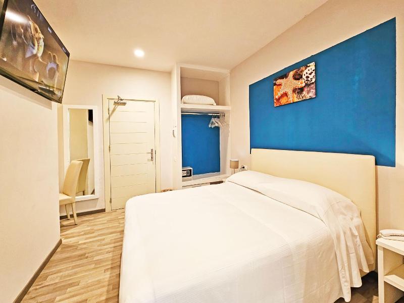 Hotel L'Approdo image