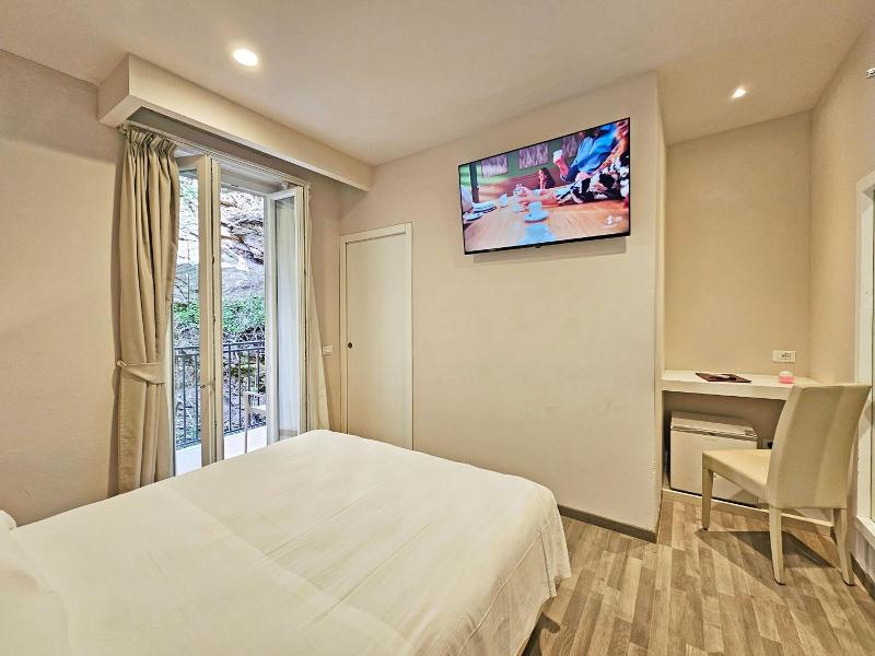 Hotel L'Approdo image