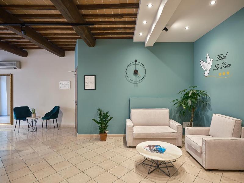 Hotel La Pace image