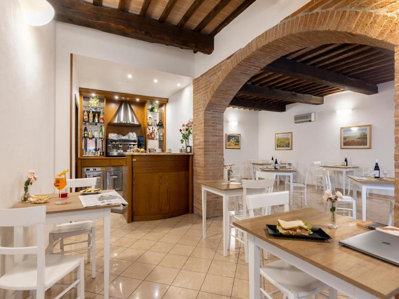 Hotel La Pace image