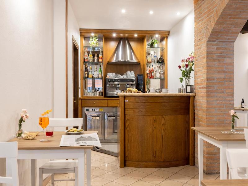 Hotel La Pace image