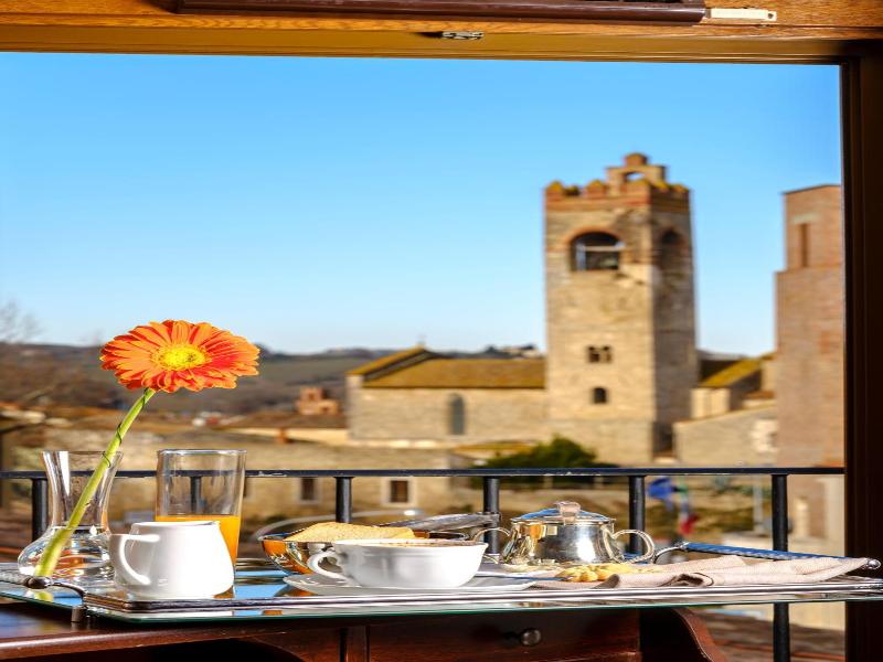 Hotel La Pace image