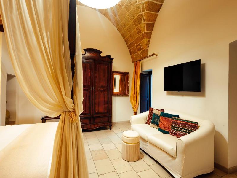 Hotel Vicoregio image