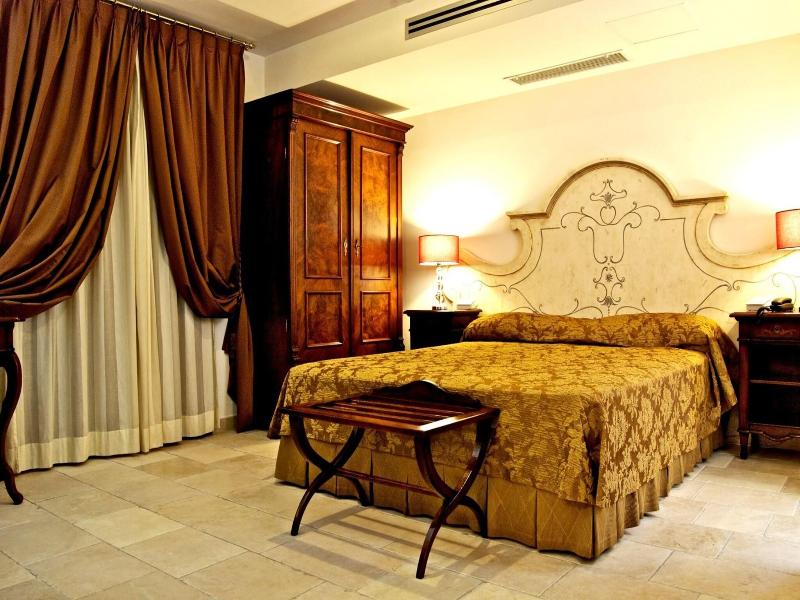 Hotel Vicoregio image