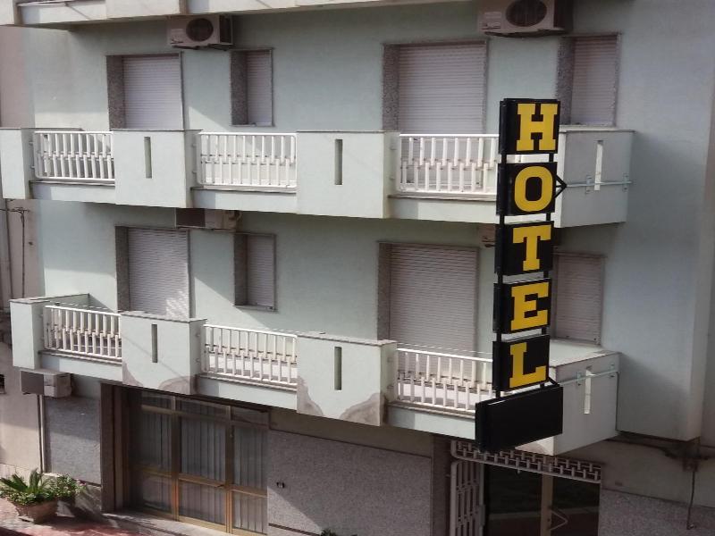 Hotel Europa image