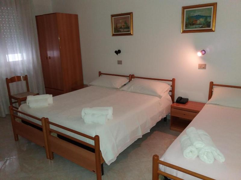 Hotel Europa image