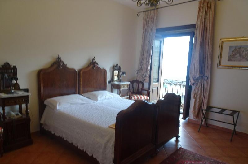 Castello Di Altomonte - Image 10