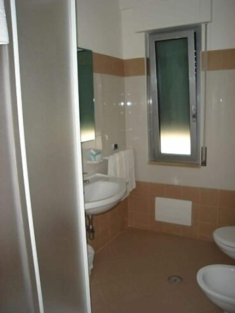 Hotel San Luca image