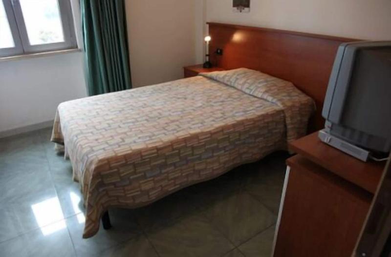 Hotel San Luca image