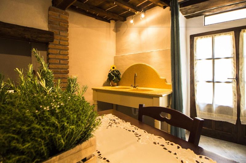 Le Dame Del Borgo image
