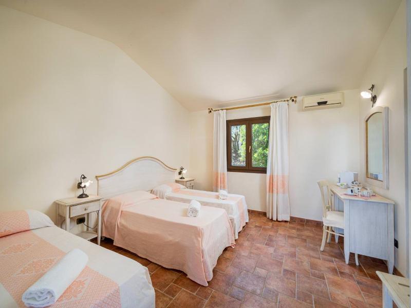 Hotel Borgo Alba Barona image