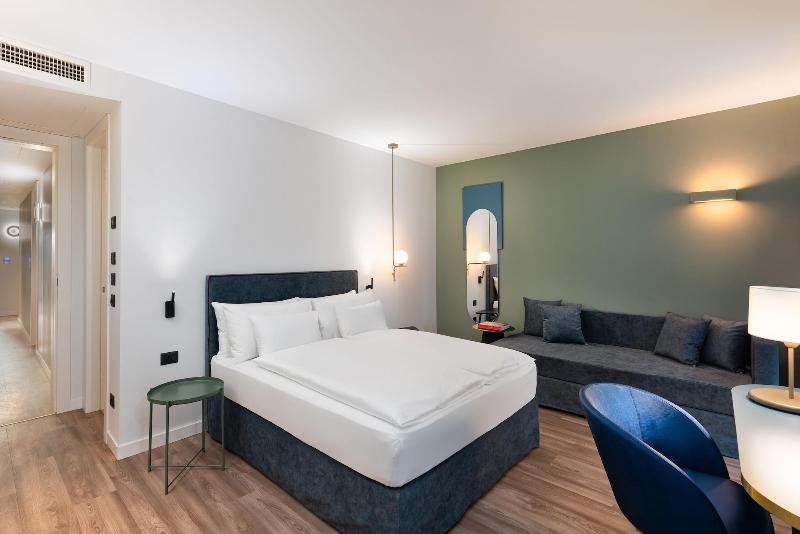 Ht Hotel Trieste image