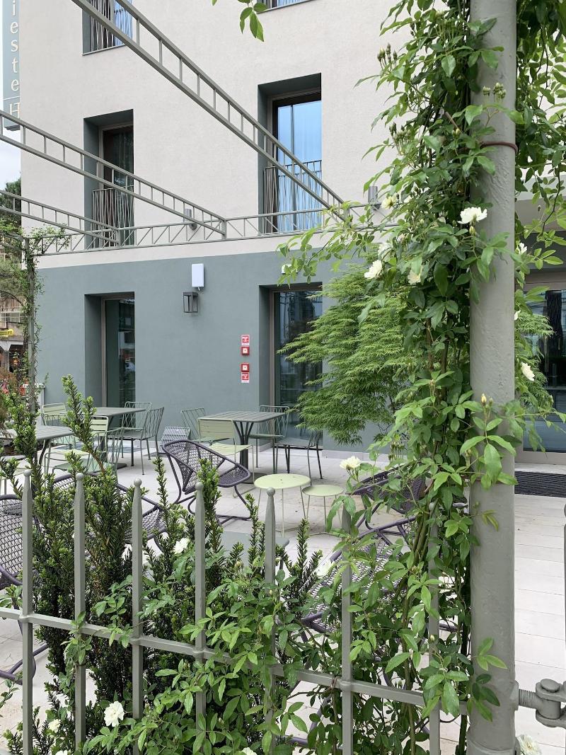 Ht Hotel Trieste image