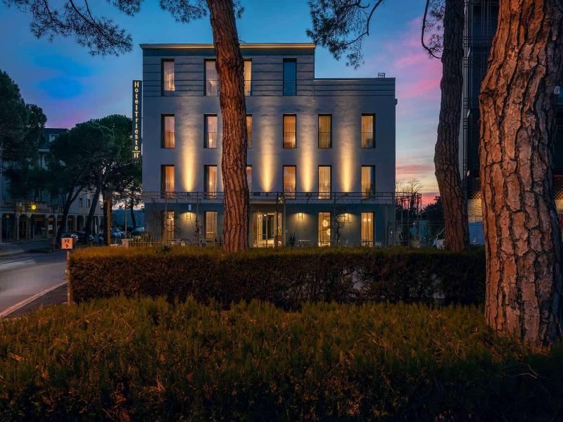 Ht Hotel Trieste image