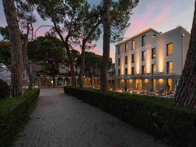 Ht Hotel Trieste image
