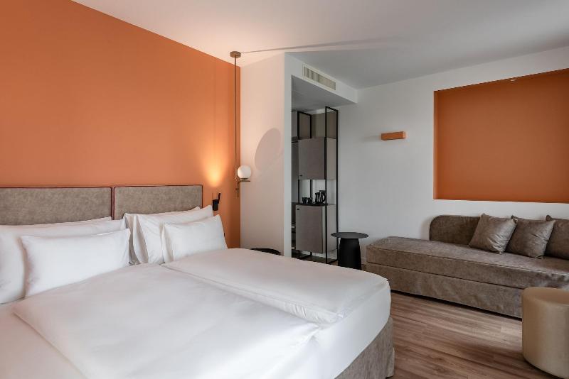 Ht Hotel Trieste image