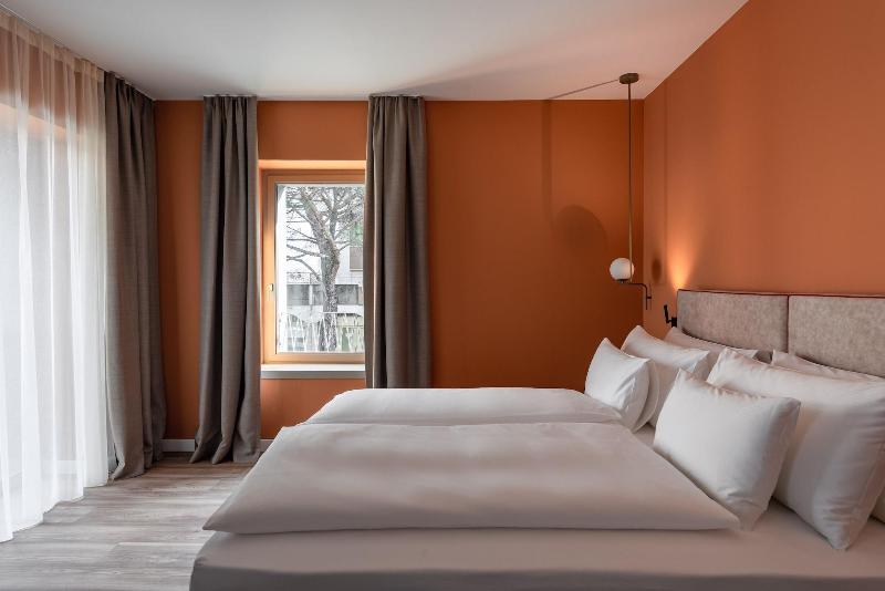 Ht Hotel Trieste image