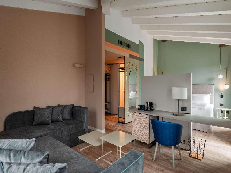 Ht Hotel Trieste image