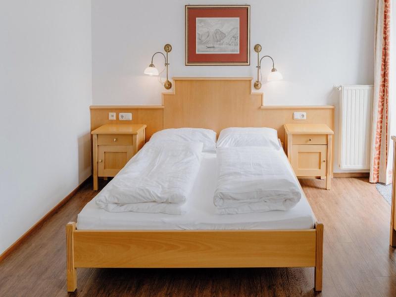 Romantik Residenz (Ferienwohnungen Hotel Im Weisse image