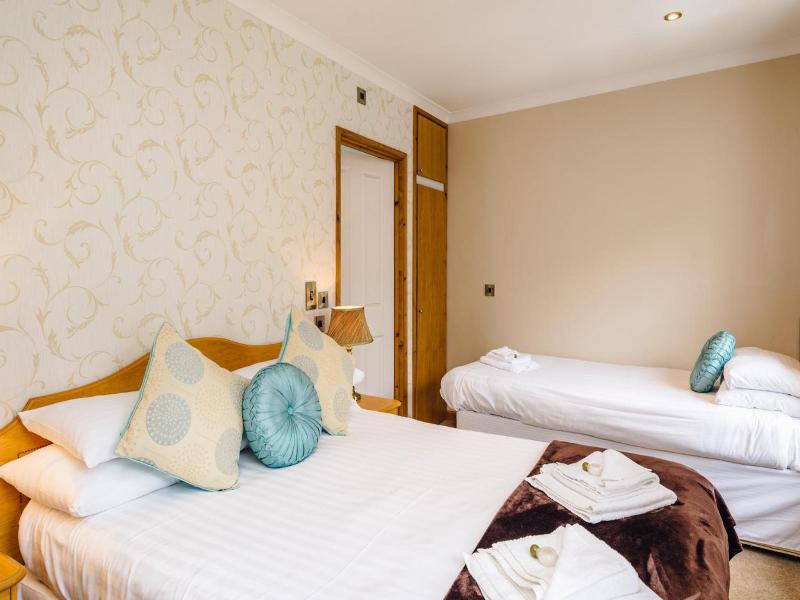 The Elan Hotel image