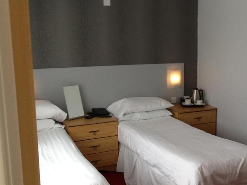 Harrow Lodge Hotel image