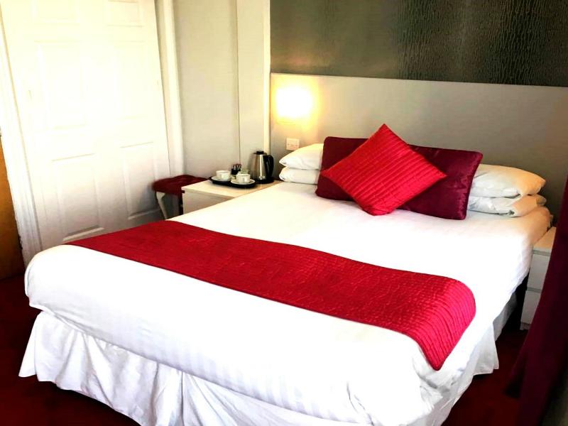 Harrow Lodge Hotel image