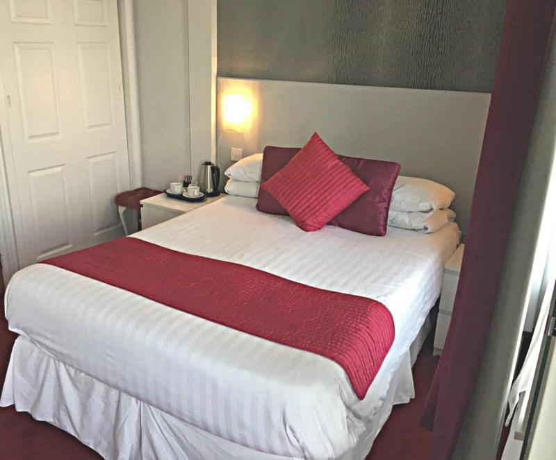 Harrow Lodge Hotel image