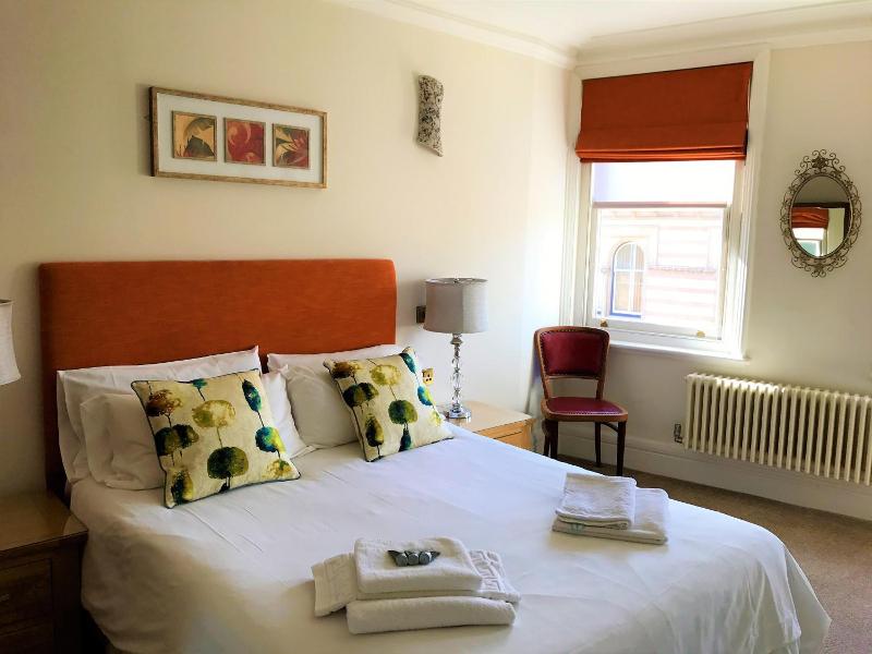 The Bentinck Hotel image