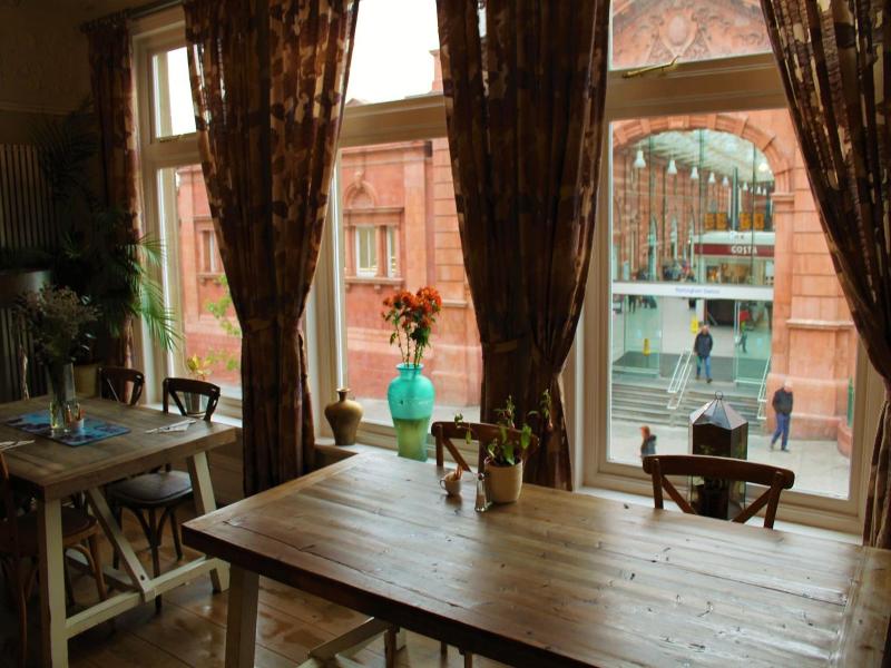 The Bentinck Hotel image