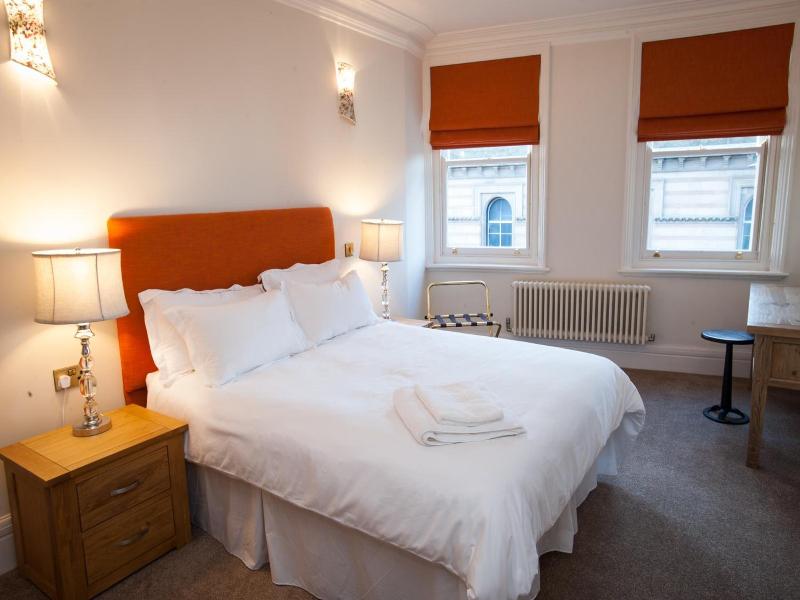 The Bentinck Hotel image