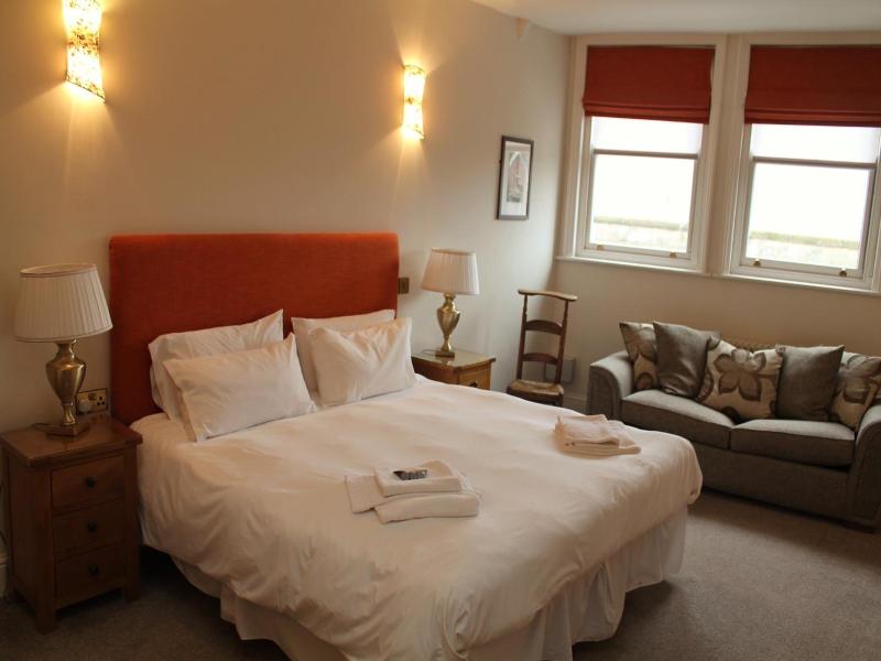 The Bentinck Hotel image
