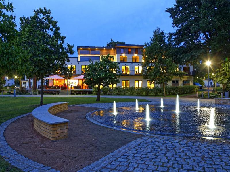 Hotel Am Kurpark image