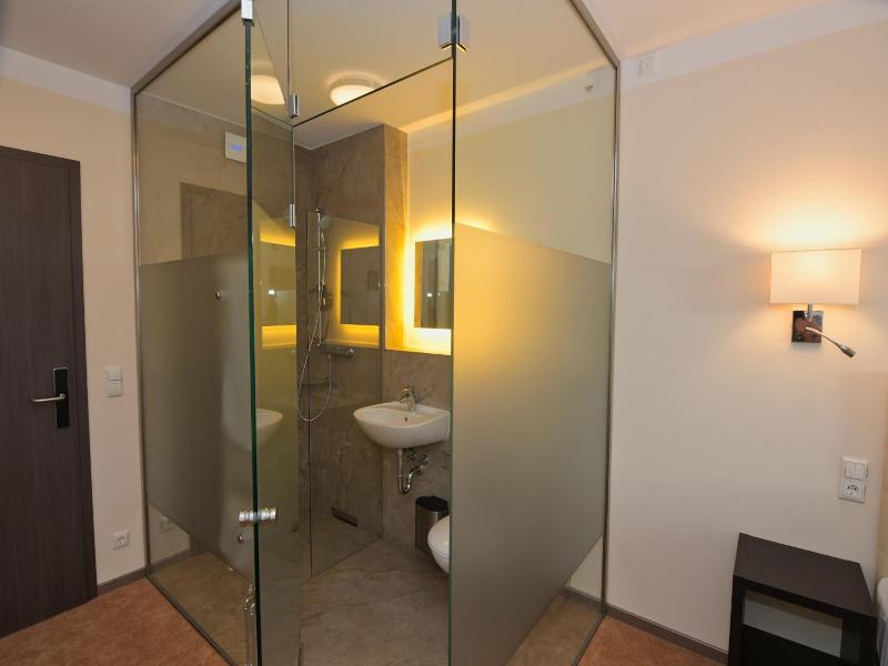 Hotel Am Kurpark image