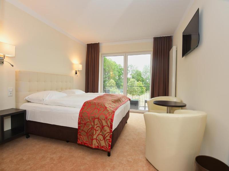 Hotel Am Kurpark image