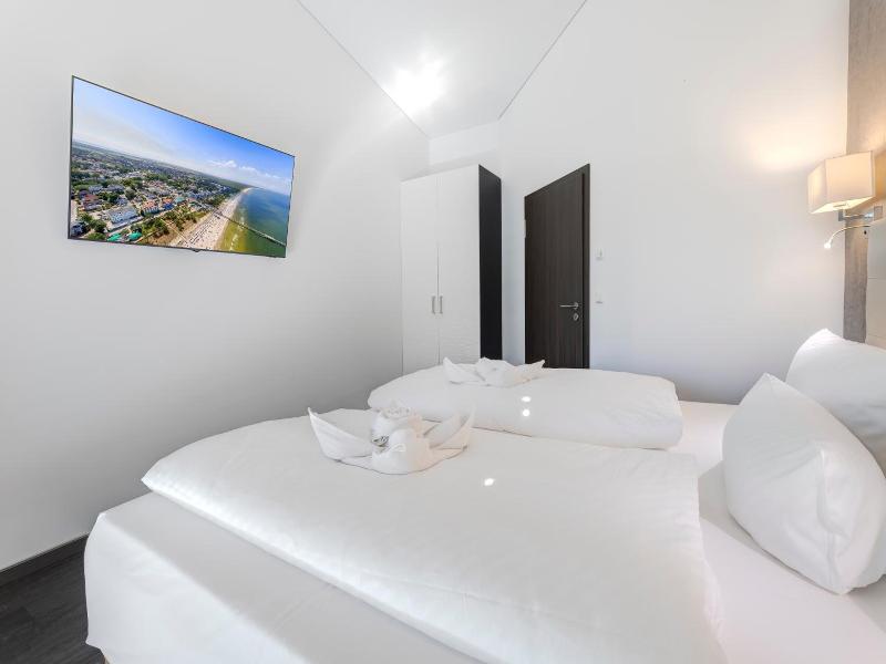 Hotel Am Kurpark image