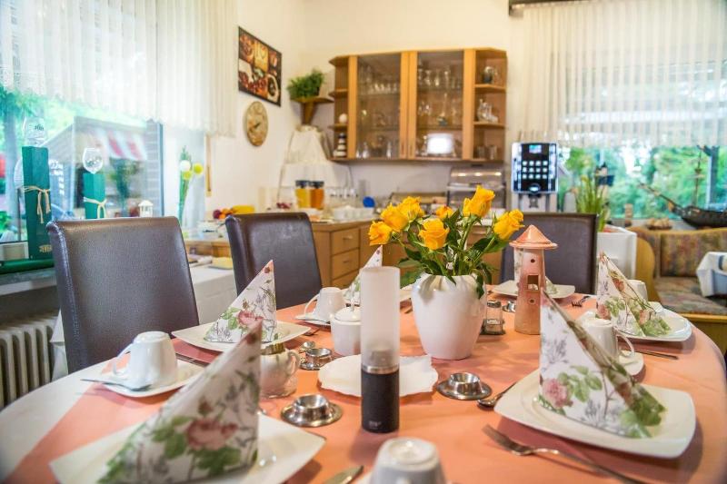 hotel garni kröger image